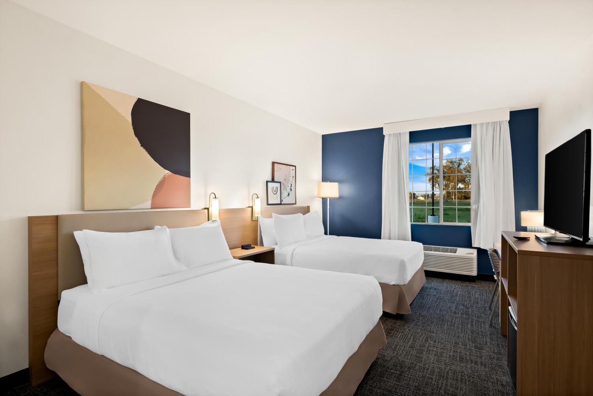 Spark By Hilton Williams Newly Opened 2025 Extérieur photo
